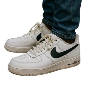 Nike Air Force 1 ’07 Low White Black Swoosh Men’s Size 10.5